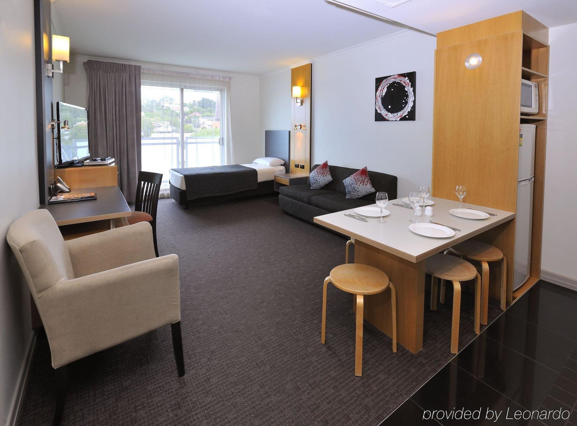 Metro Hotel Ipswich International Esterno foto