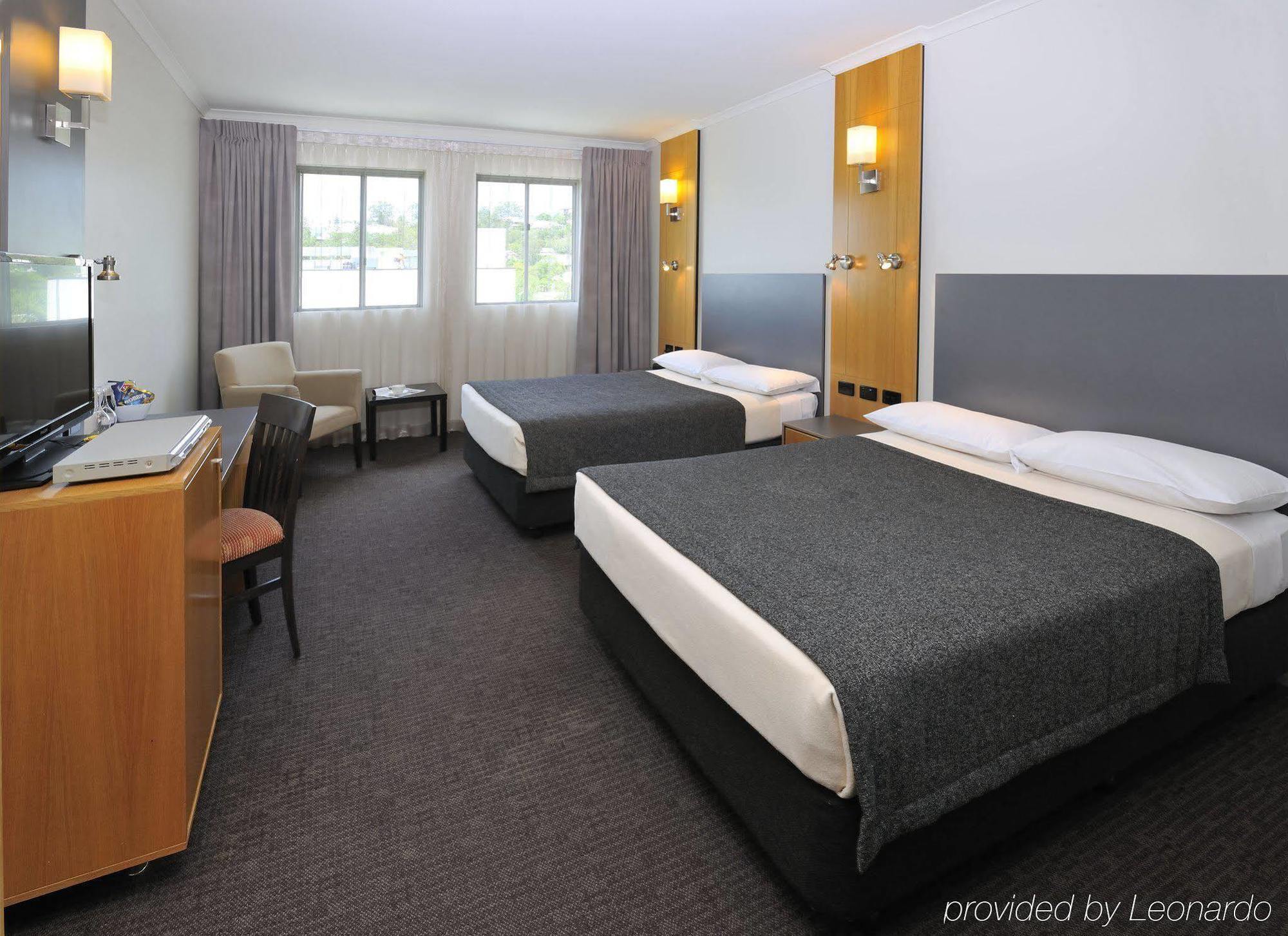 Metro Hotel Ipswich International Esterno foto